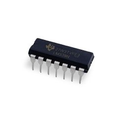 Texas Instruments Quad Differential Analog Comparator IC